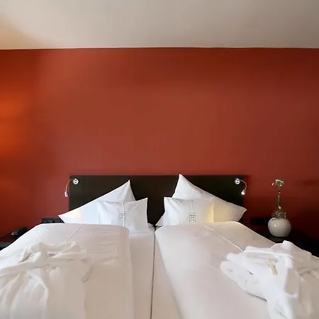 Aktiv-hotel Sarotla מלון 4*