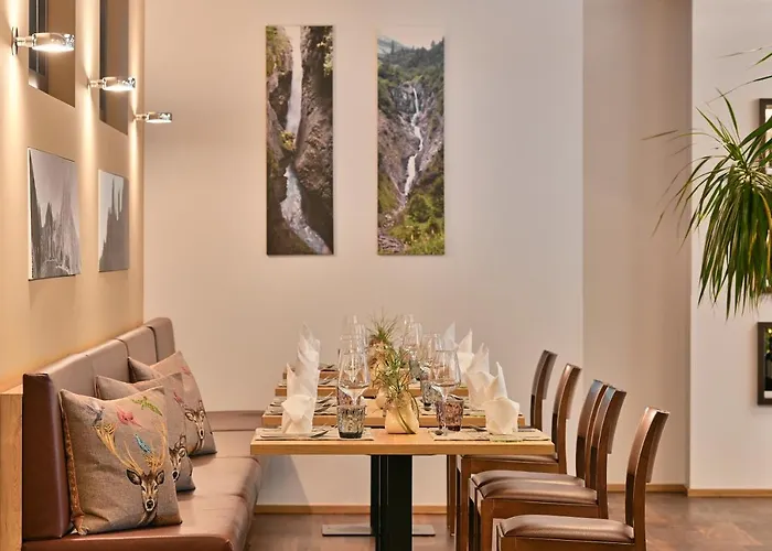 Aktiv-hotel Sarotla ホテル ブラント